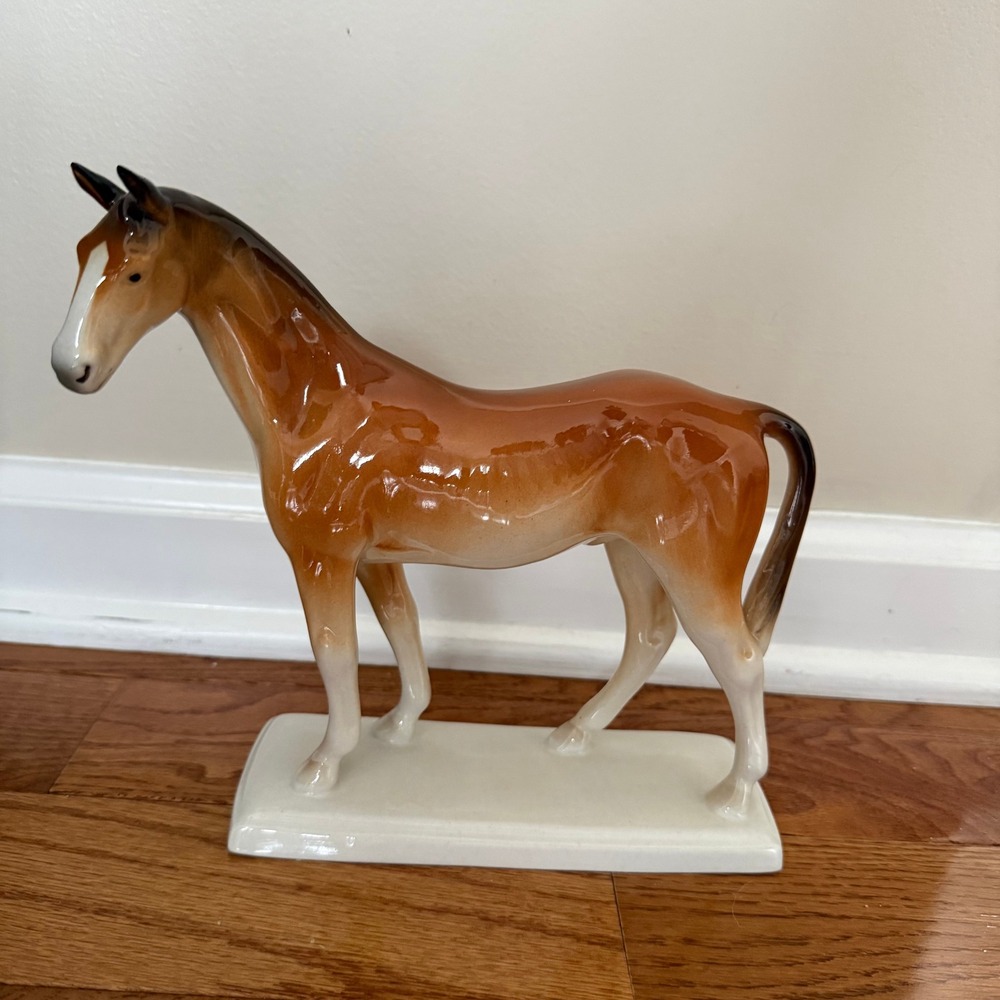 Royal Dux Bohemia Porcelain Horse Figurine 320 Czechoslovakia Vintage 8 inch